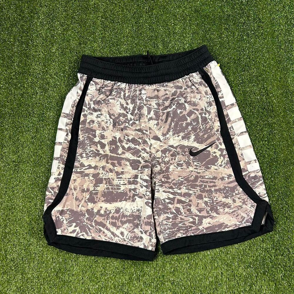 Nike Men's multi Shorts